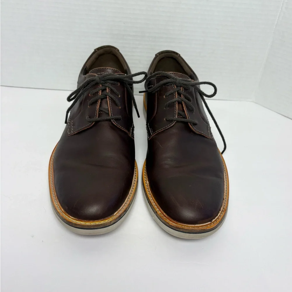 Clarks Atticus Lt‎ Lace Up Oxford Shoes Brown Dress Shoes Office Preppy Mens 8.5